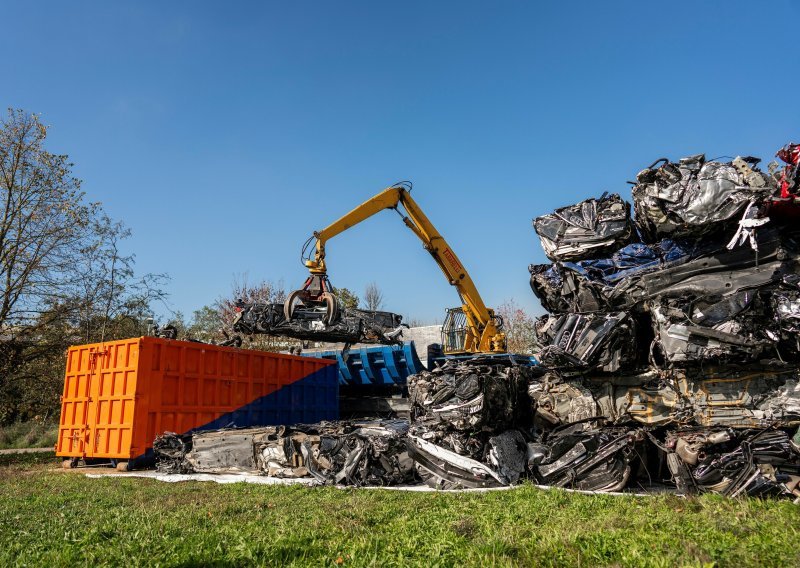 [FOTO/VIDEO] Projekt MaterialLoop: Audi pokazao što radi sa starim autima u proizvodnji novih