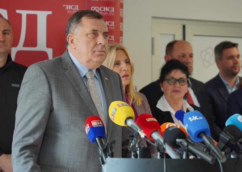 Veleposlanstvo SAD u BiH: Dodik uvodi represivni režim