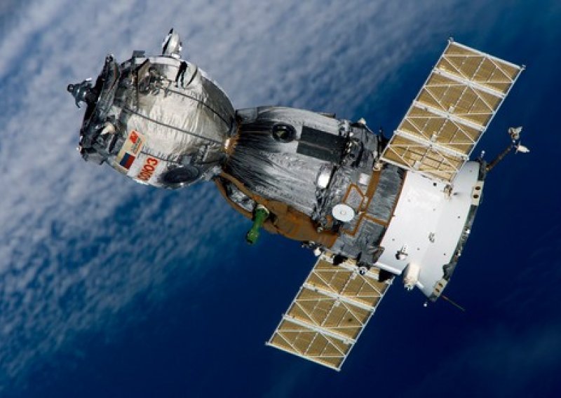 Drama u svemiru: ISS izbjegao sudar sa svemirskim otpadom; prešao u drugu orbitu