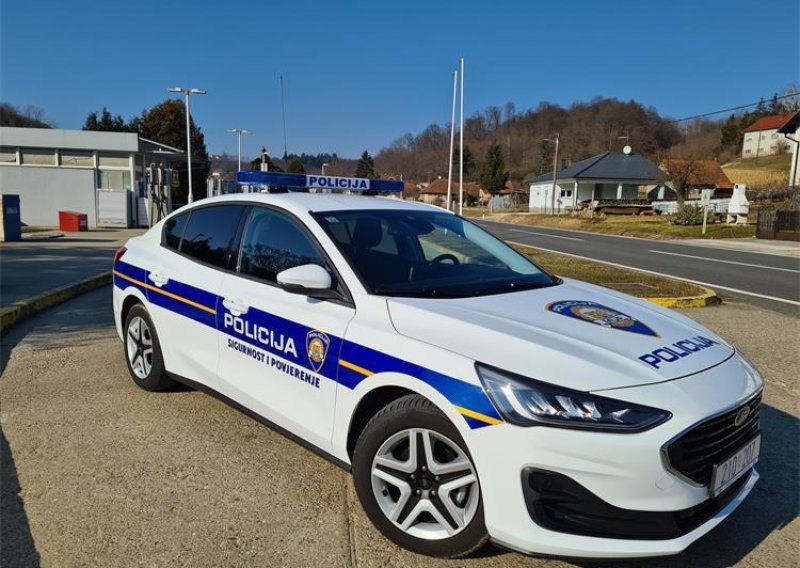 U naletu automobila kod Belog Manastira poginuo pješak