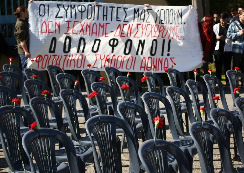 Grčki radnici štrajkaju zbog željezničke nesreće