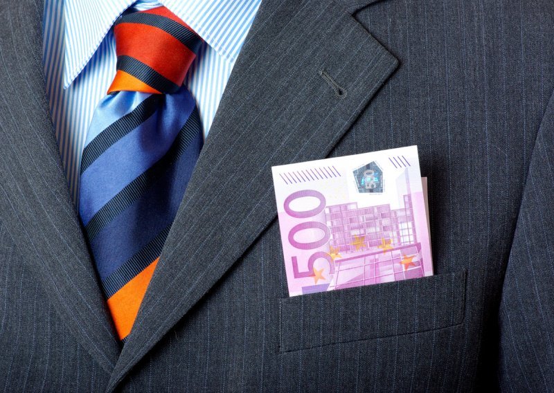 Ministarstvo pravosuđa za izradu obične web stranice prijavljivanja korupcije plaća 640.000 eura