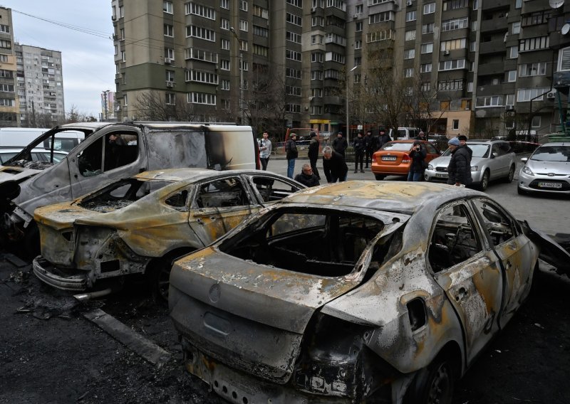 Invazija na Ukrajinu: Dvoje mrtvih i više od 30 ranjenih u raketiranju Slovjanska