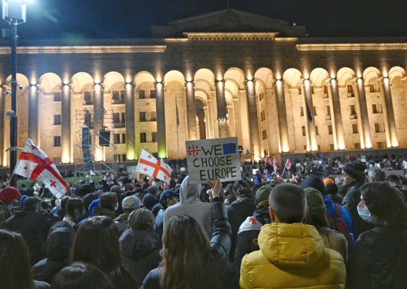 Uspio pritisak prosvjeda: Gruzijski parlament odustao od zakona o 'stranim agentima'