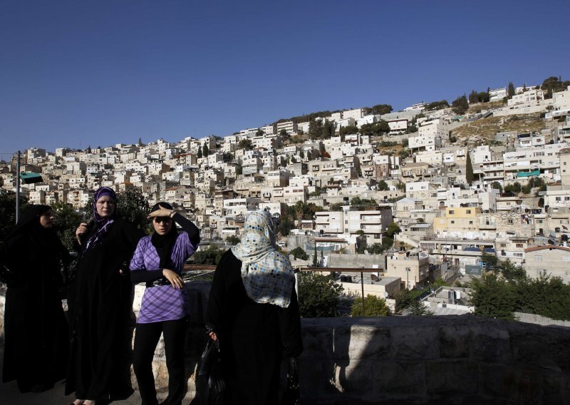 Izraelci i Palestinci čuvat će Jeruzalem