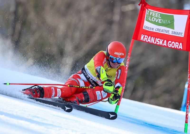 Novi TOP 10 plasman za Filipa Zubčića, Marco Odermatt i drugi dan najbrži u Kranjskoj Gori