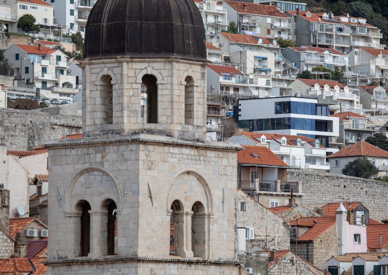 Tržište divlja: 'Da u ponudi imam sto stanova, sve bi ih prodao danas popodne. Cijene? Do 3000 eura za kvadrat!'