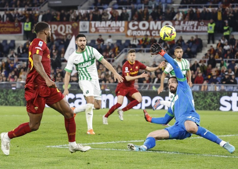 [FOTO] Sassuolo šokirao Romu, Juventus se mučio, ali ipak uvjerljivo slavio protiv posljednje Sampdorije