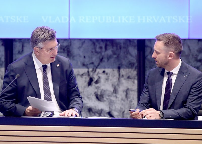 Plenković otkrio neke detalje mjera: 'Glavna je zadaća da svi prođemo krizu, i to na način da svi ostanemo na nogama!'