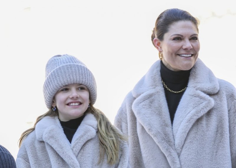 Presladak prizor: Švedska princeza Victoria i njezina kćerkica u jednakim outfitima