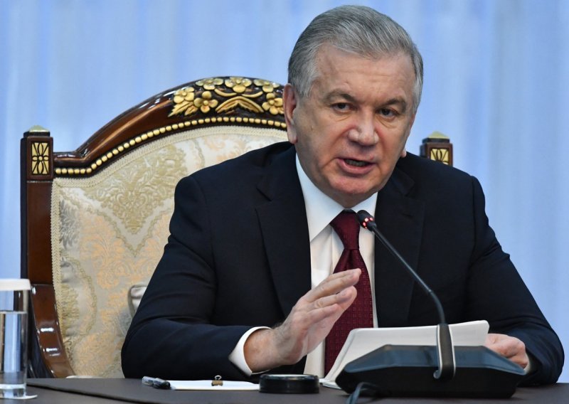 Uzbekistan mijenja zakon kako bi predsjednik ostao na vlasti do 2040.