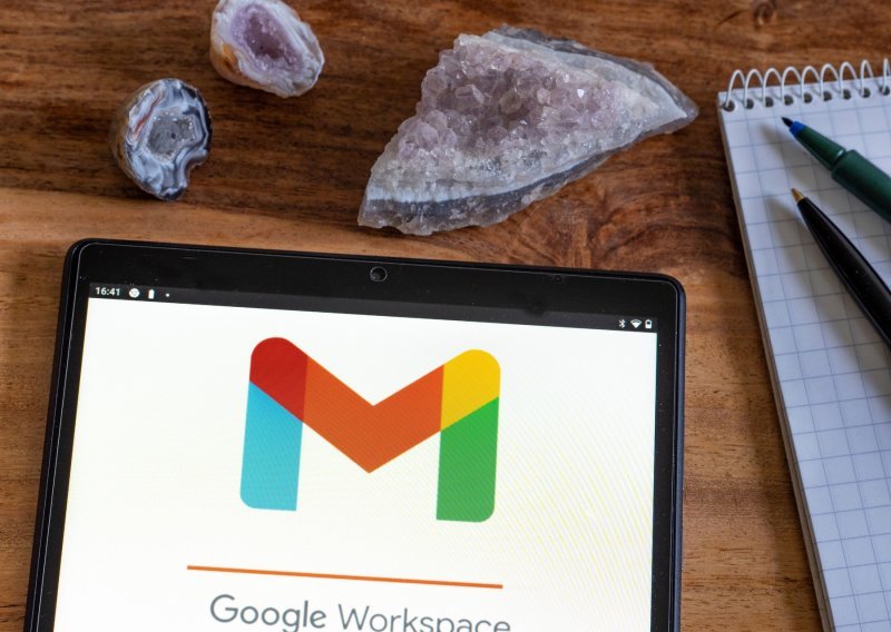 Google lovi korak za konkurencijom: Umjetna inteligencija dolazi u Gmail, Google Docs...