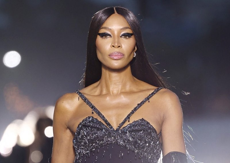 Naomi Campbell otvorila torbu i otkrila bez čega ne može