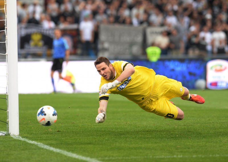Kelava bez primljenog gola; Udinese do pobjede