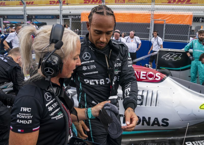 Lewis Hamilton uoči druge utrke sezone potvrdio kako je 'sedmogodišnjoj ljubavi' došao kraj