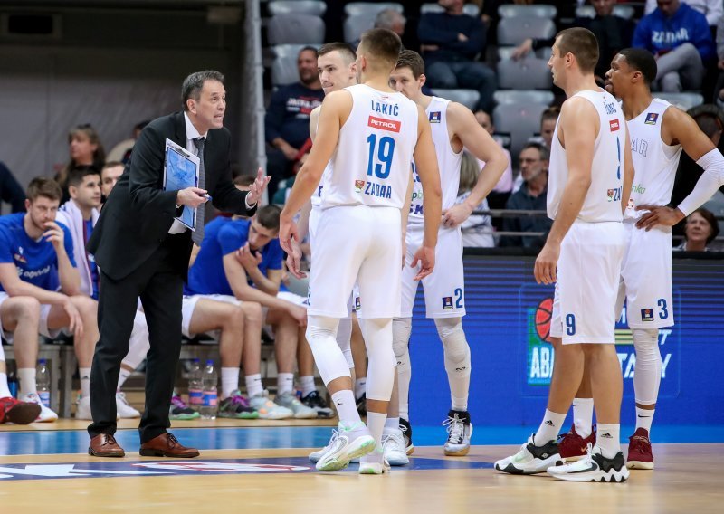 Zadar se držao solidno u prve tri četvrtine, ali onda je doživio potpuni pad
