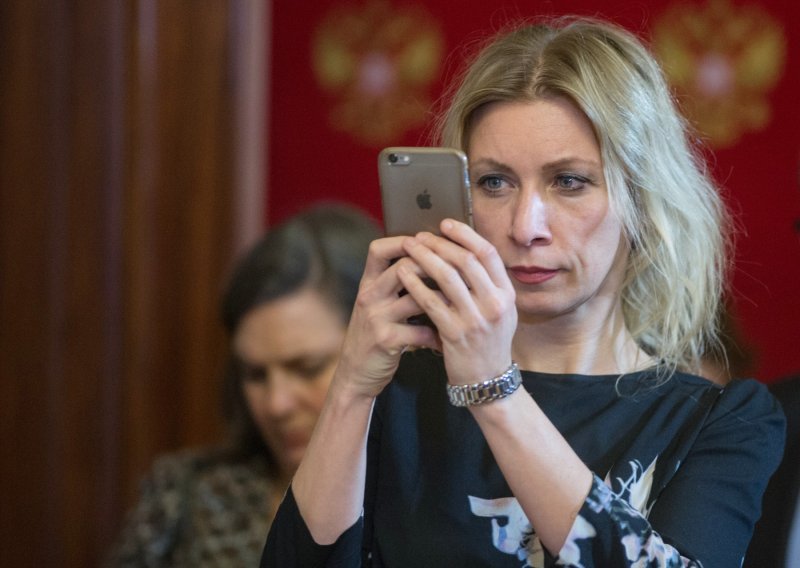 Kremlj zabranjuje iPhone svima uključenima u Putinov reizbor: 'Bacite ga ili dajte djeci'