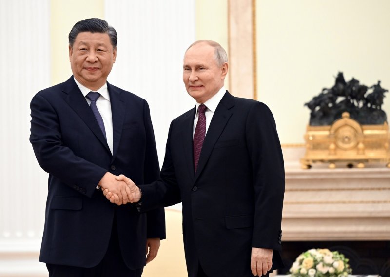 Zašto se Xi ne odriče svog 'najboljeg i najintimnijeg prijatelja' Putina? Imaju puno toga zajedničkog, ali ključan je jedan interes