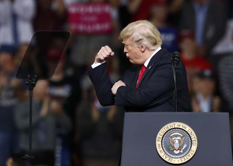 Tajne uplate tijekom predsjedničke kampanje: Hoće li Trumpu staviti lisice na ruke?