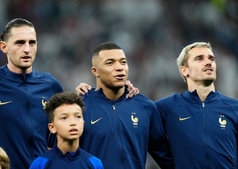 Je li Griezmann zakinut? Deschamps je kapetansku vrpcu dao sedam godina mlađem