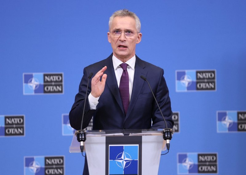 Stoltenberg upozorava Kinu: Nemojte Rusiji isporučivati smrtonosno oružje