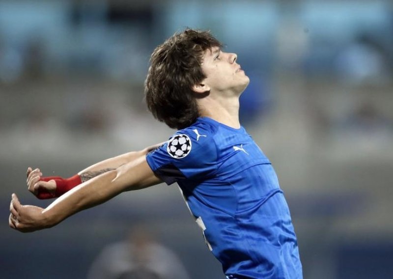 Ćorić u Manchester Cityju? Čeka se Dinamov odgovor