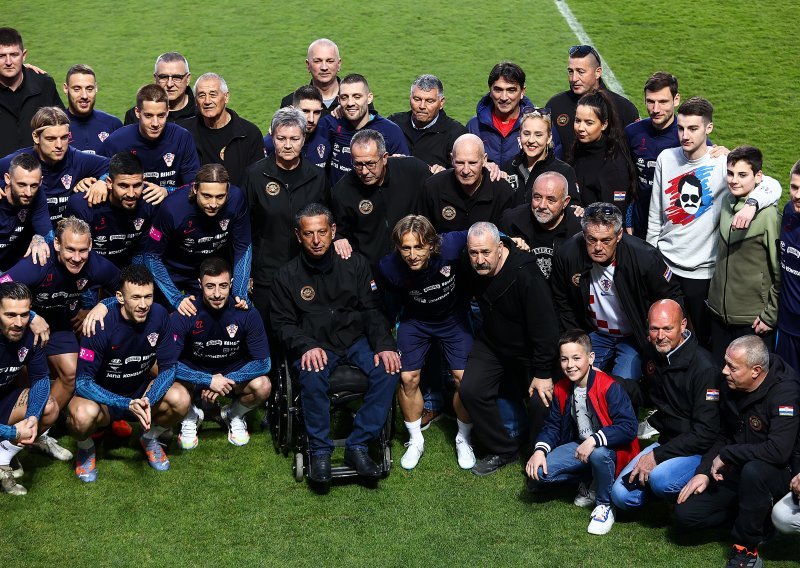 [FOTO] Branitelji na treningu hrvatske reprezentacije, izbornik Dalić i dalje bez trojice igrača