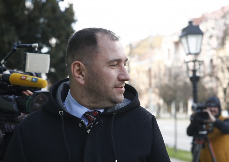 SDP-ovac koji brani HDZ-ova župana otkrio zašto je pristao na to i u kakvom je stanju Dekanić