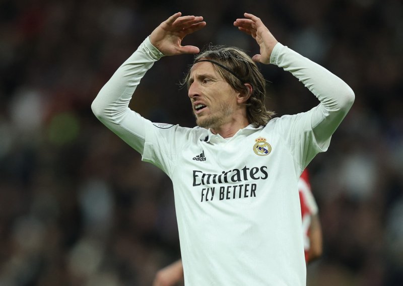 Luka Modrić više nije mogao čekati da netko u Realu reagira; povukao je neočekivani potez...