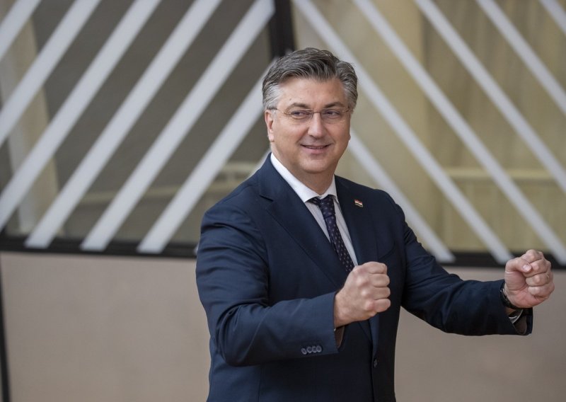 Plenković: Upućene poruke ohrabrenja oko otpornosti banaka