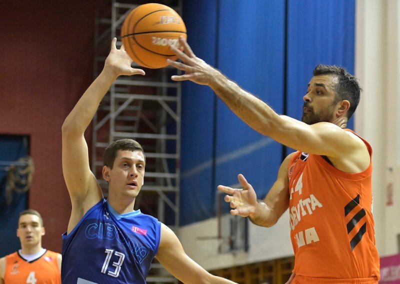 Cibona u gradskom derbiju tek nakon produžetka dobila Cedevitu, Zadar lako razbio Šibenku