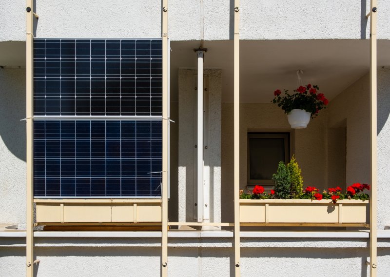 Balkonski solarni paneli hit u Njemačkoj - je li ovo dobro rješenje za one plitkog džepa?