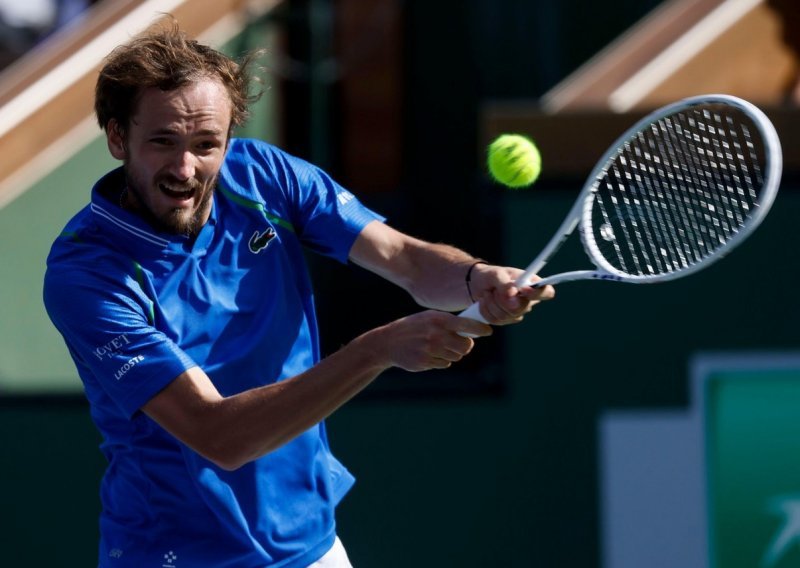 Ruski polufinale na Masters 1000 turniru u Miamiju; Medvjedev ide na Hačanova