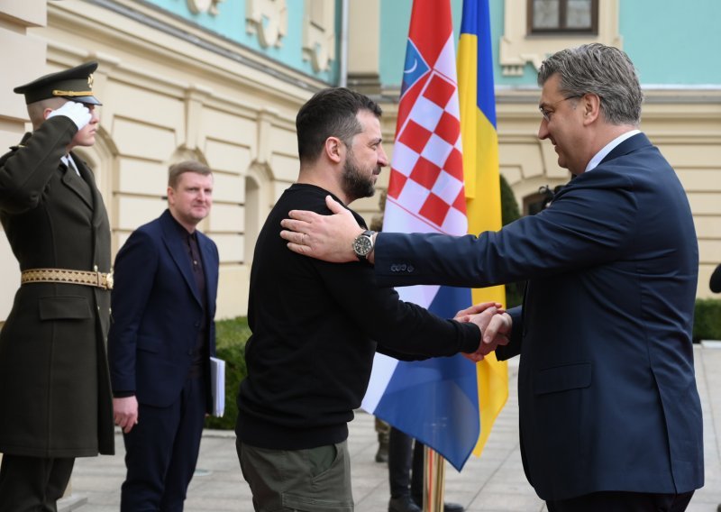 [FOTO] Plenković se sastao sa Zelenskim u Kijevu, Hrvatska će uskoro primiti 20 ranjenika iz Ukrajine