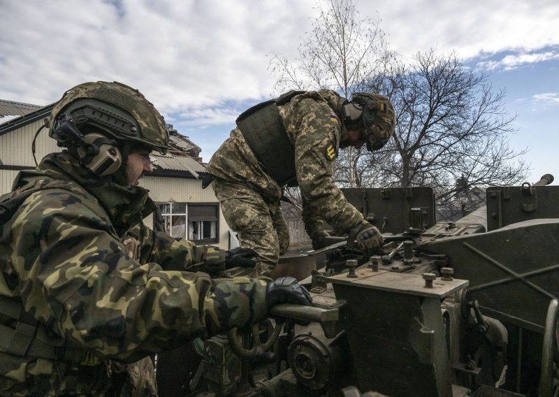Rusi: Ukrajina koristila britanske rakete Storm Shadow za napad na Luhansk