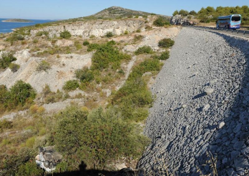 Poginuo 18-godišnjak u nesreći na Lastovu