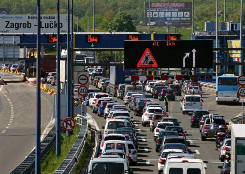 Egzodus iz Zagreba prema moru, gužva na Lučkom