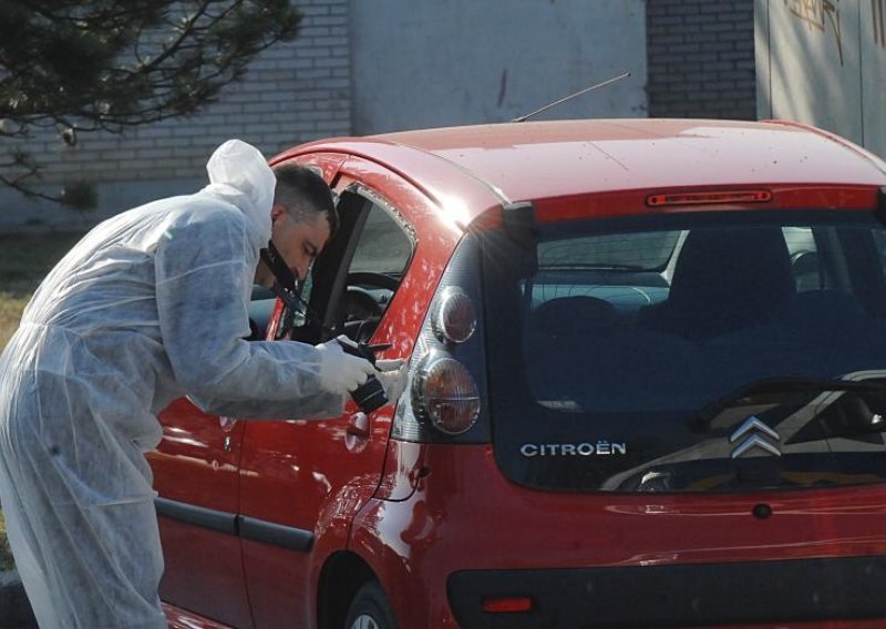 Radnik podmetnuo bombu pod gazdin auto?