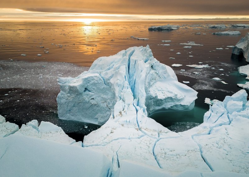 Led na Grenlandu blizu 'granice bez povratka', a globalna razina mora raste...
