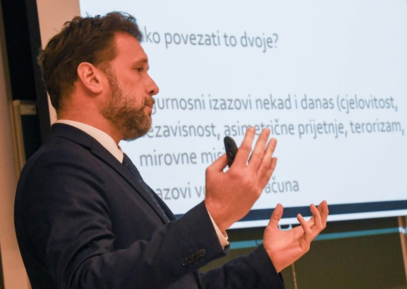 Banožić održao predavanje studentima forenzike u Splitu