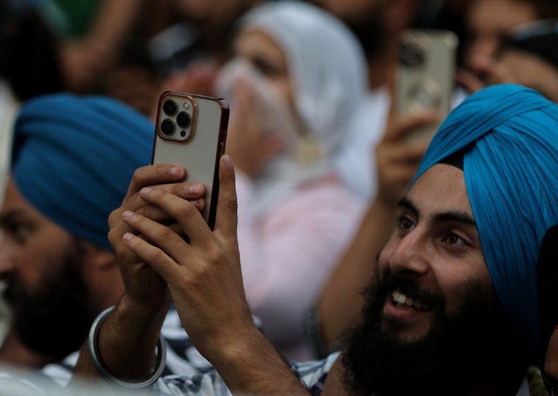 Širenje se nastavlja: Apple otvara prvi dućan u Indiji