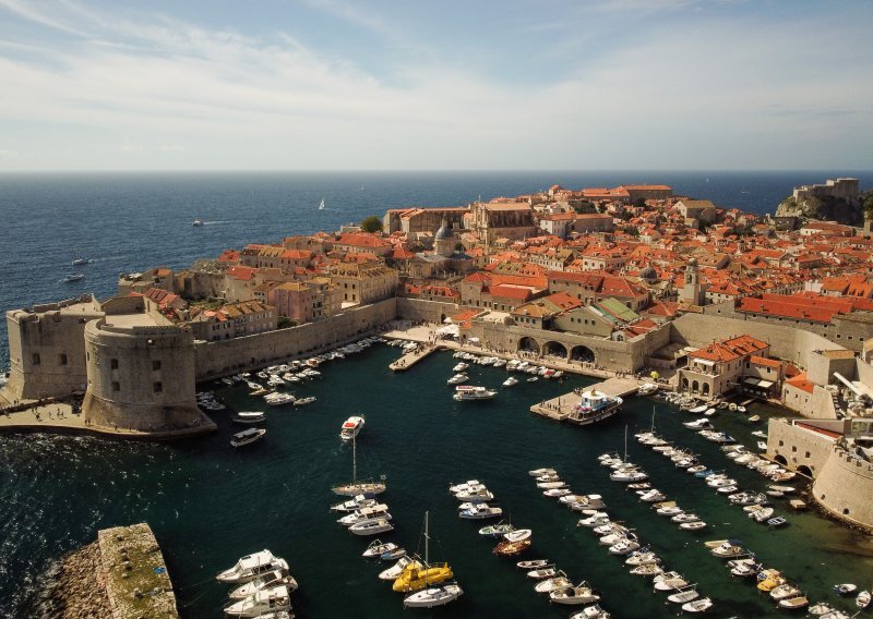 Predstavljena knjiga 'Dunavska Monarhija i Dubrovnik'