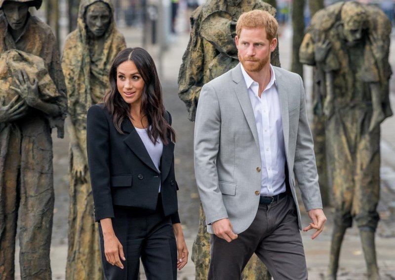 Princ Harry stiže na krunidbu oca, no bez djece i Meghan Markle