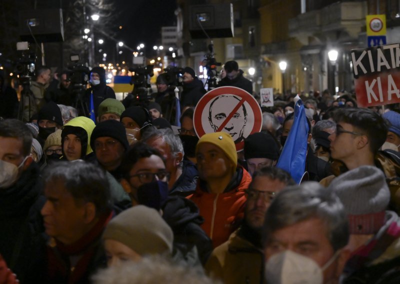 Pod novim valom sankcija SAD-a više od 120 ljudi i entiteta u Rusiji, Kini, Turskoj, Mađarskoj...