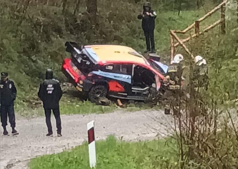 Tragedija uoči WRC spektakla u Hrvatskoj; na treningu u Zagorju vozač izletio i poginuo!