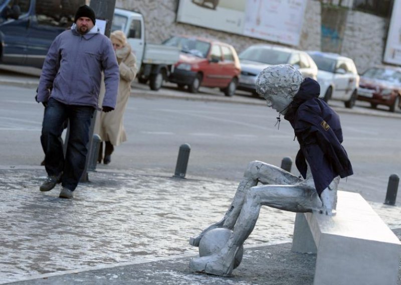 Šibenčani u hladnim danima paze na Dražena