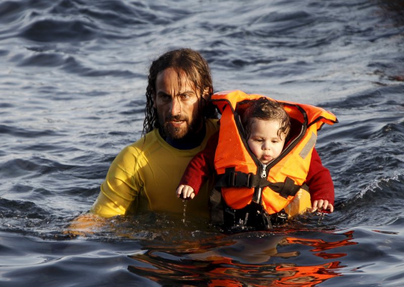 U Egejskom moru 22 ljudi se utopilo, 144 spašeno