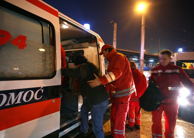 U naletu vlaka teško ozlijeđen dječak