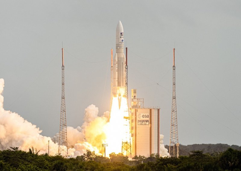 Europska sonda Juice lansirana na Jupiter uspješno se odvojila od rakete Ariane