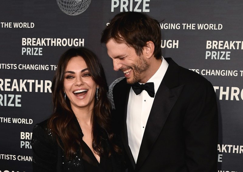 Mila Kunis i Ashton Kutcher: Rijetko zajedničko pojavljivanje samozatajnog bračnog para